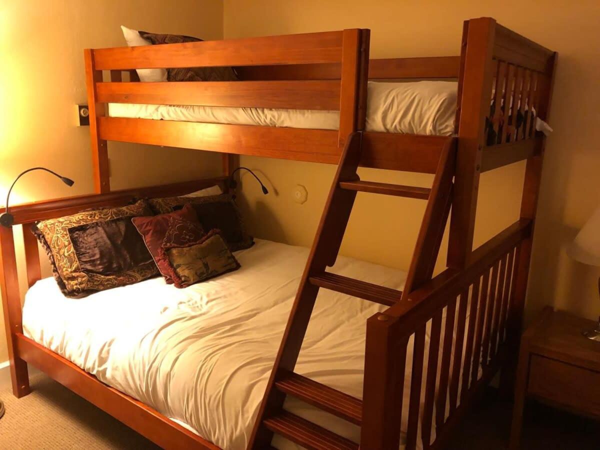 Downtown Chalet Close To Main St With Pool And Hot Tub Breckenridge Extérieur photo